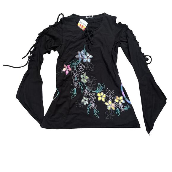 vtg. Black Embroidered Floral Tie Up‎ sleeves Fairy Grunge Boho Top NWT - Picture 3 of 9